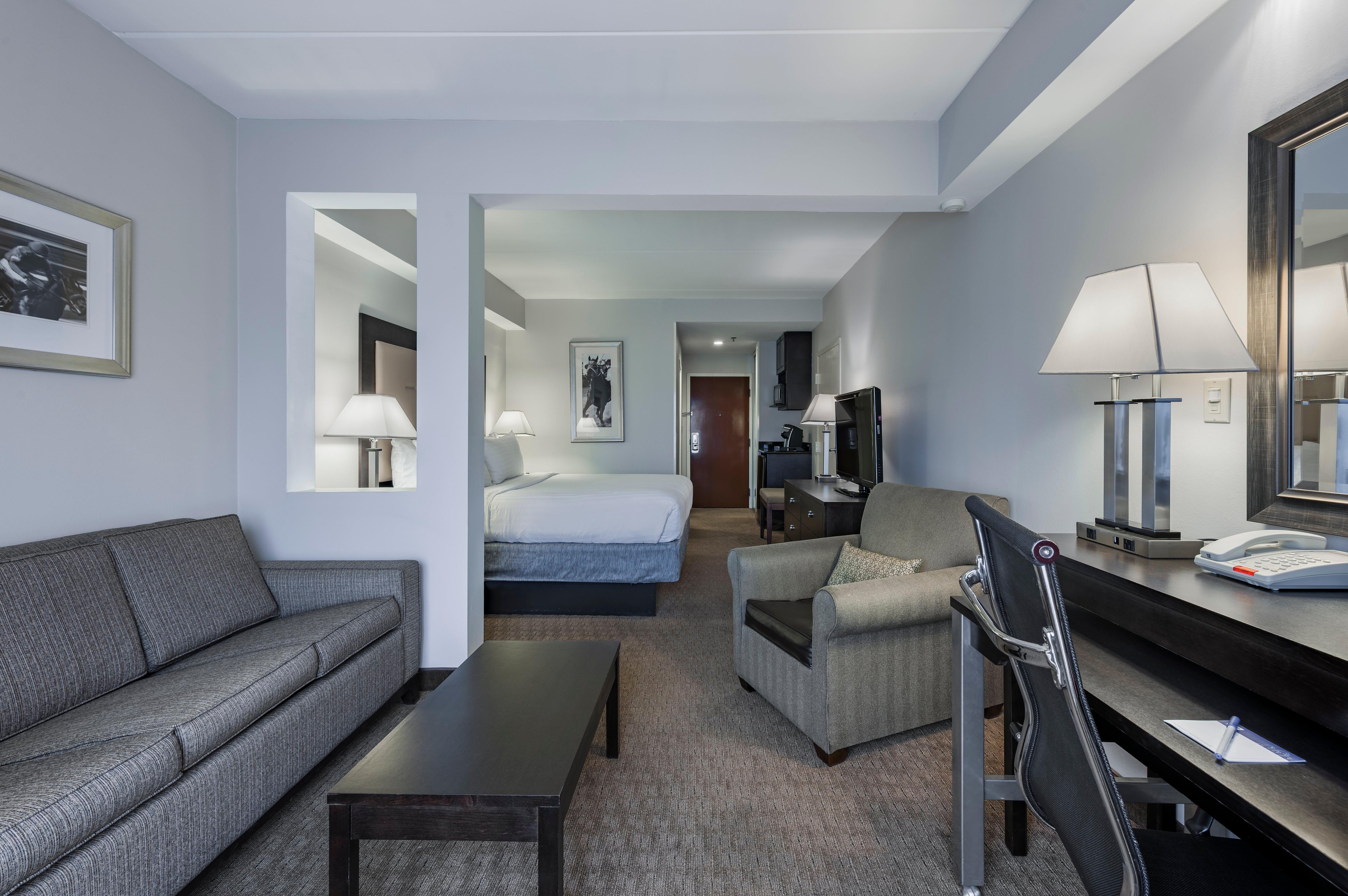 Holiday Inn Express & Suites Laurel Lakes By Ihg Dış mekan fotoğraf